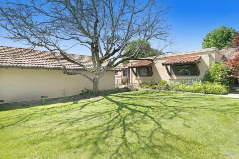 110 La Mancha Way Sonoma CA 95476