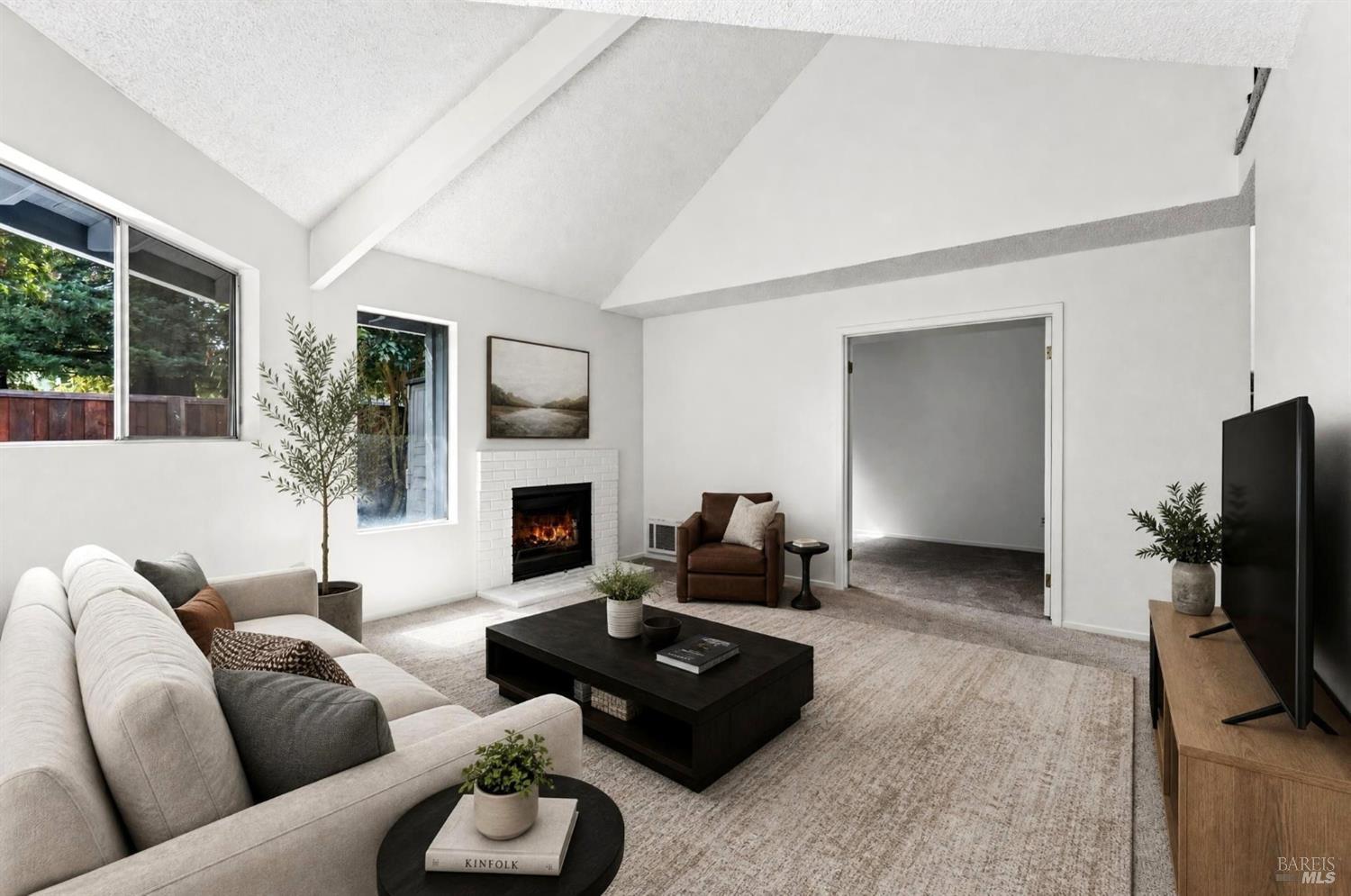 689 Racquet Club Circle Rohnert Park CA 94928