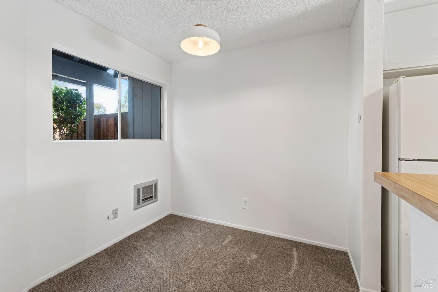 689 Racquet Club Circle Rohnert Park CA 94928