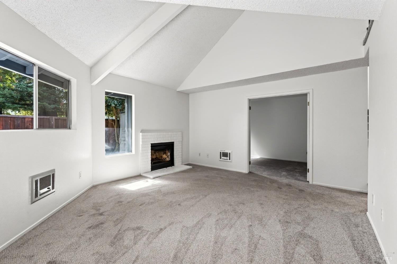 689 Racquet Club Circle Rohnert Park CA 94928