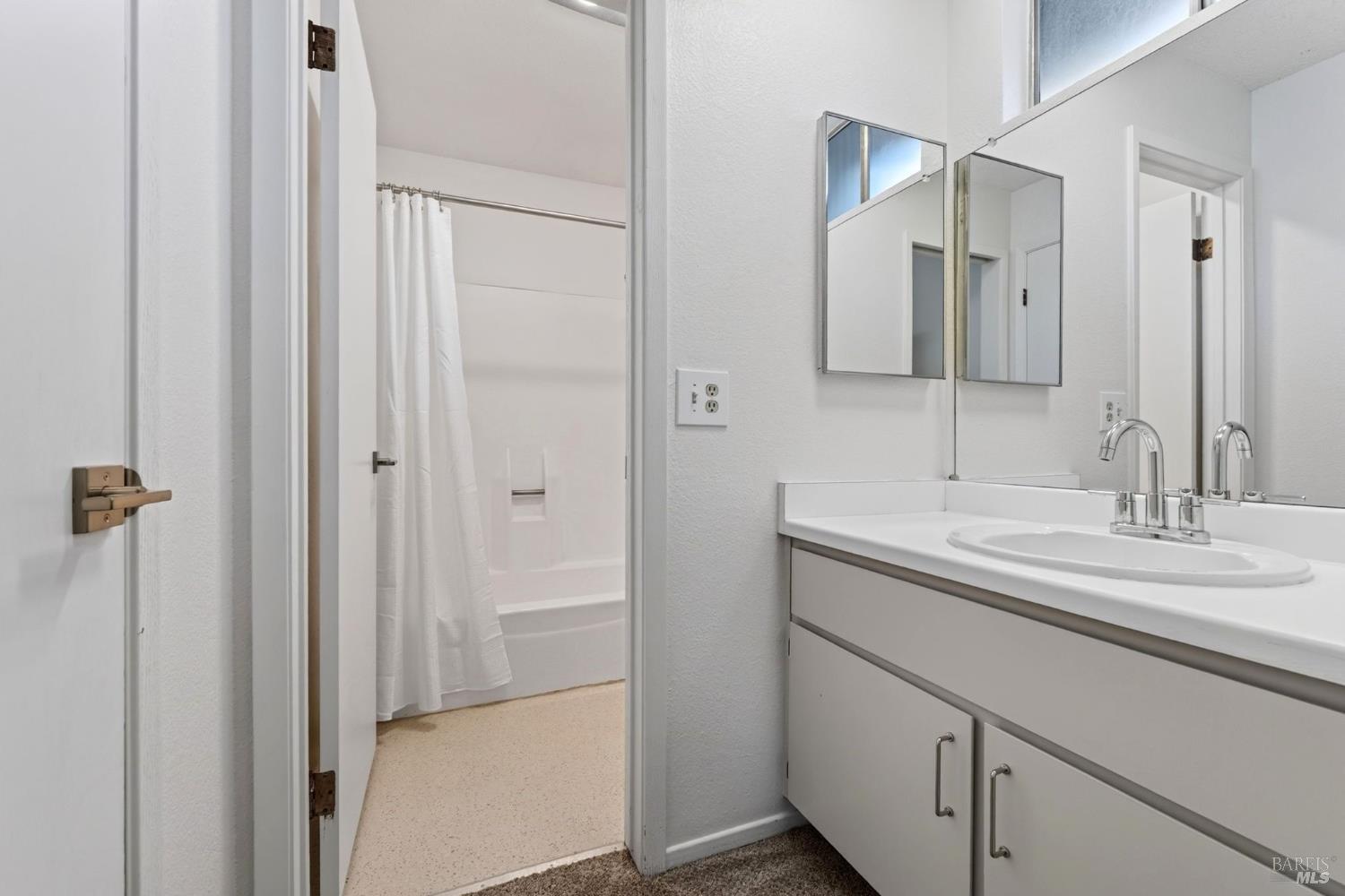 689 Racquet Club Circle Rohnert Park CA 94928