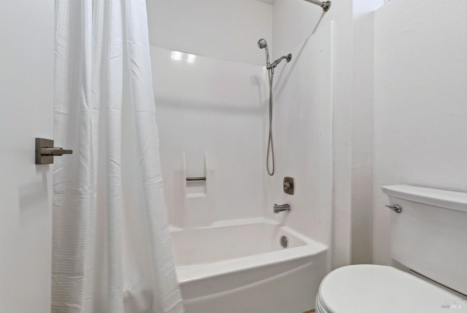 689 Racquet Club Circle Rohnert Park CA 94928