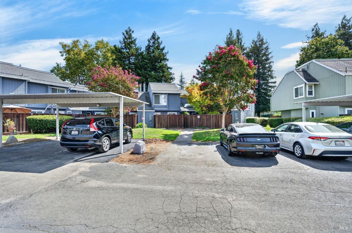 689 Racquet Club Circle Rohnert Park CA 94928