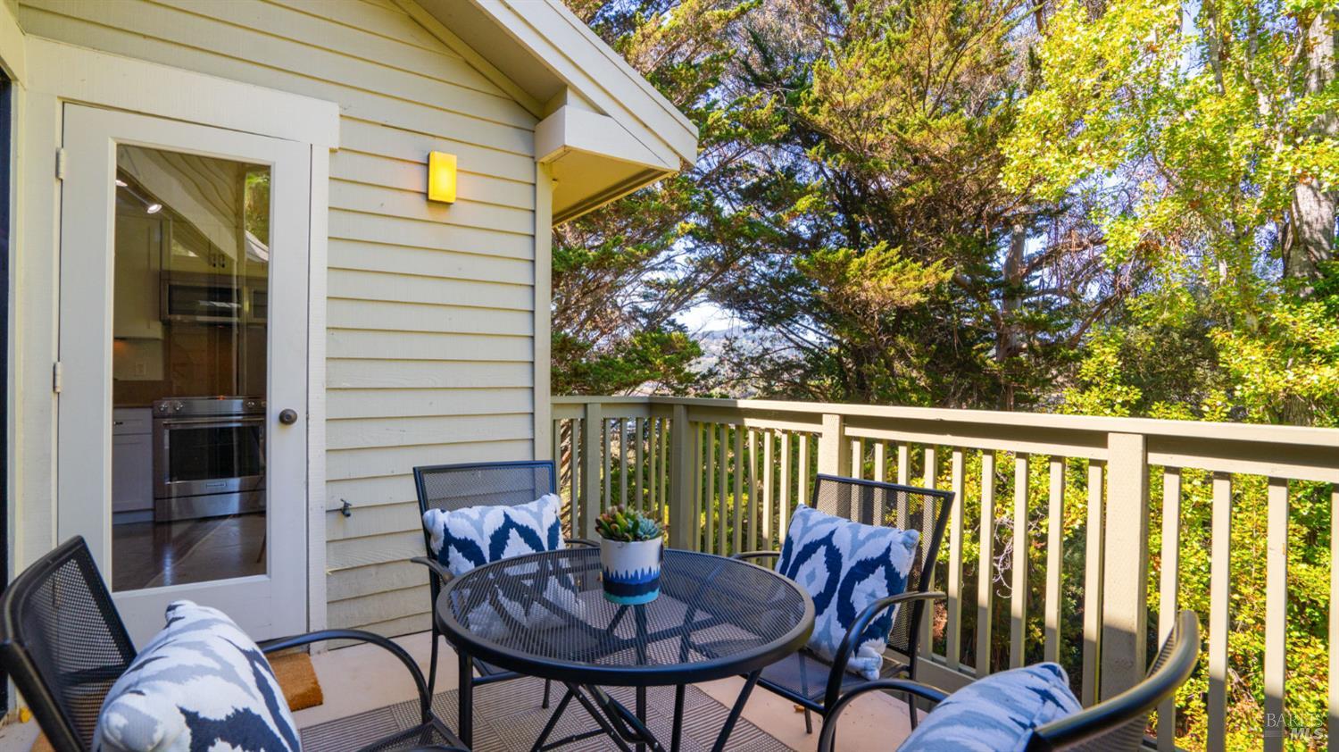89 Eucalyptus Knoll Knolls Mill Valley CA 94941