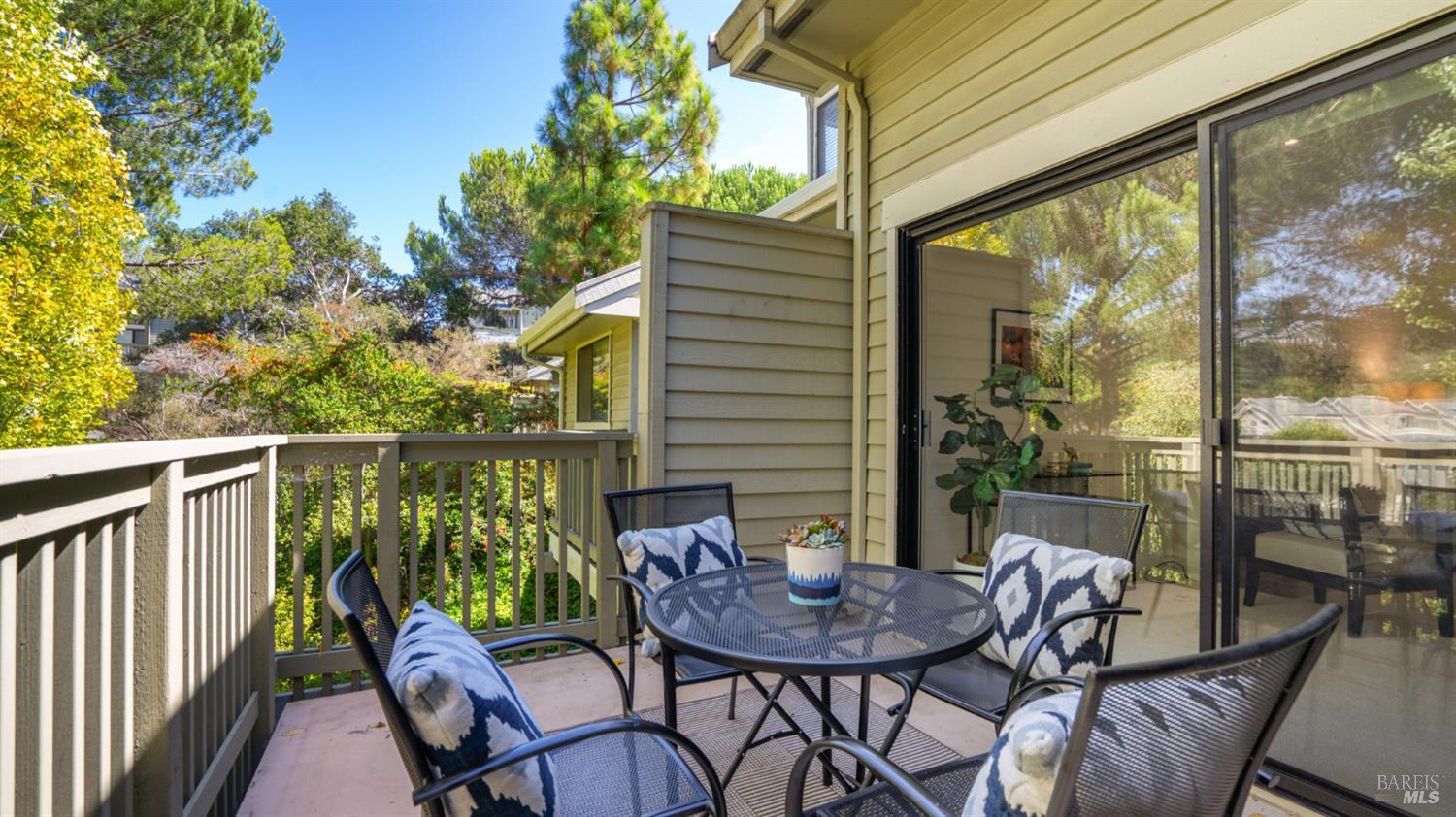 89 Eucalyptus Knoll Knolls Mill Valley CA 94941
