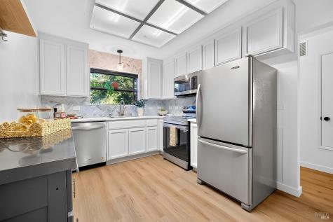 188 Escallonia Drive Novato CA 94945