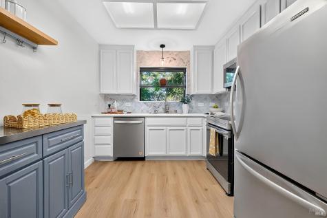 188 Escallonia Drive Novato CA 94945