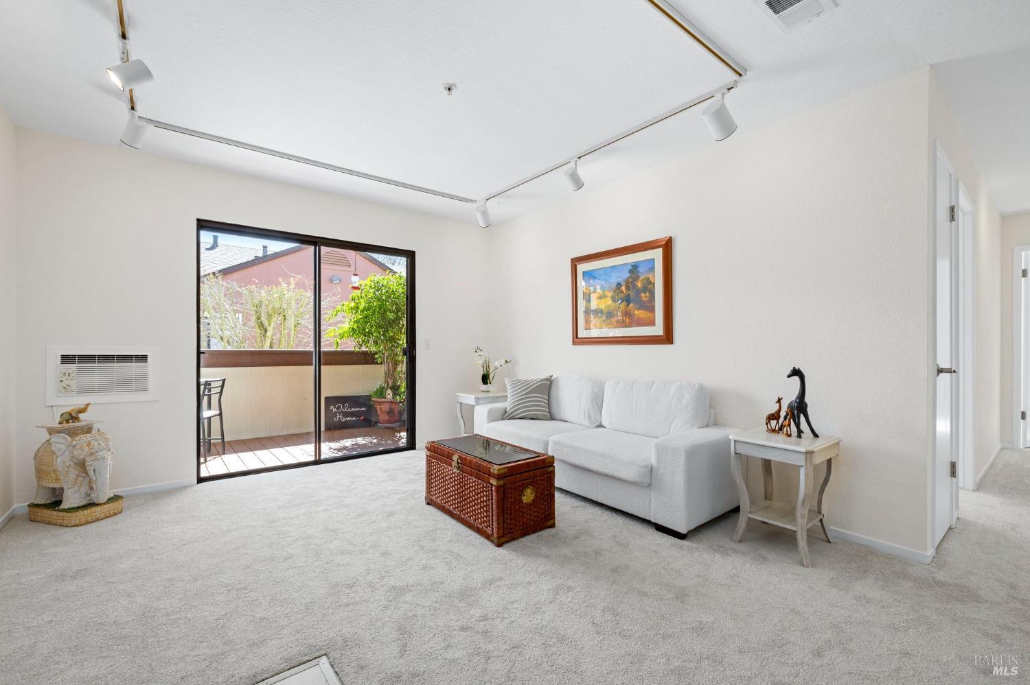 8201 Camino Colegio Rohnert Park CA 94928