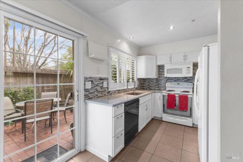 1003 Golf Course Drive Rohnert Park CA 94928
