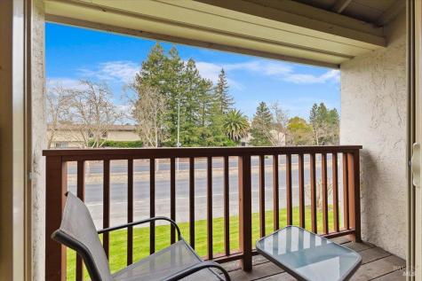 1003 Golf Course Drive Rohnert Park CA 94928