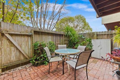 1003 Golf Course Drive Rohnert Park CA 94928