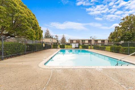 1003 Golf Course Drive Rohnert Park CA 94928