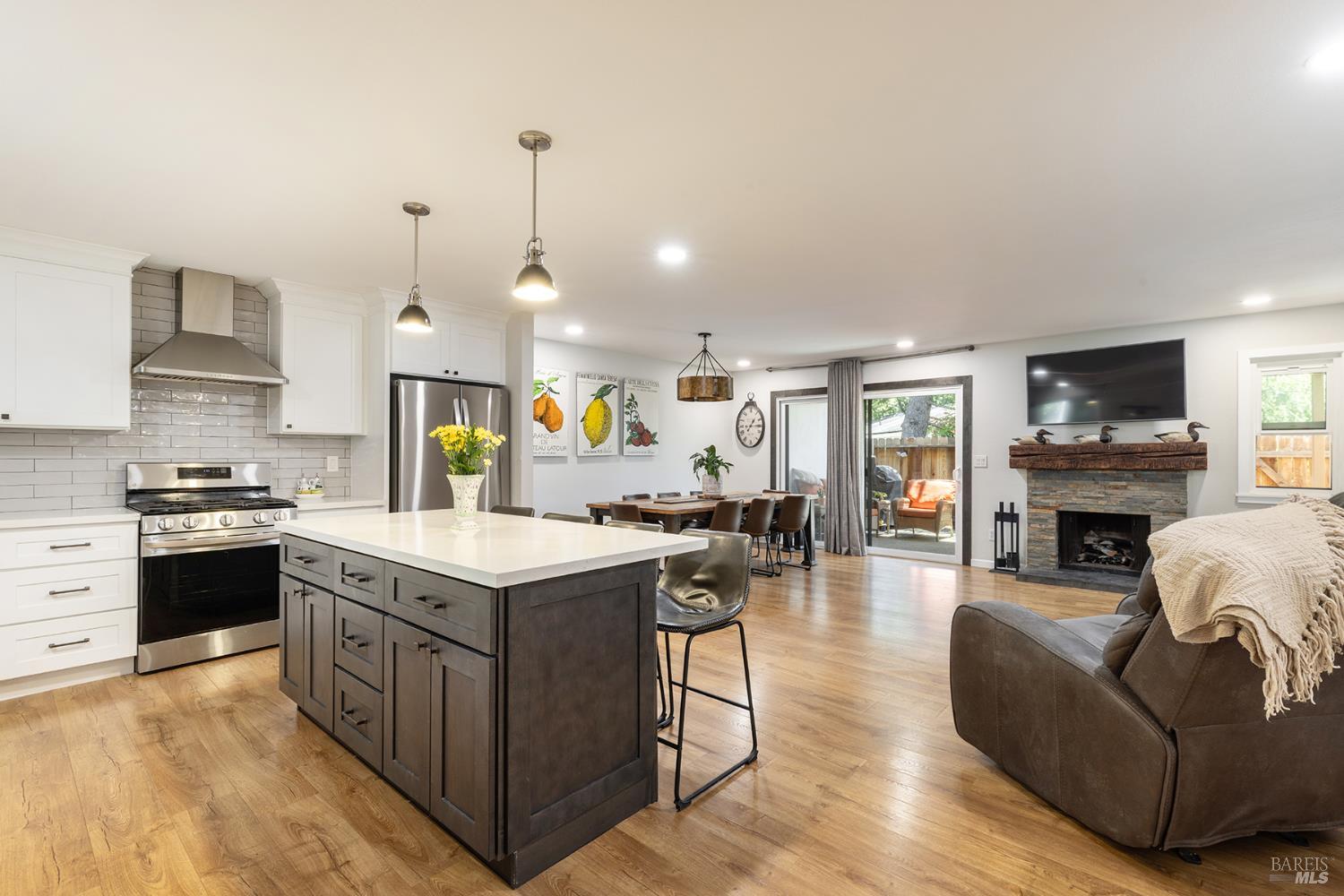 225 2nd Street E Sonoma CA 95476