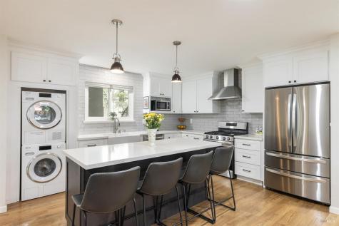 225 2nd Street E Sonoma CA 95476