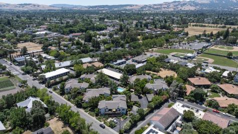 225 2nd Street E Sonoma CA 95476