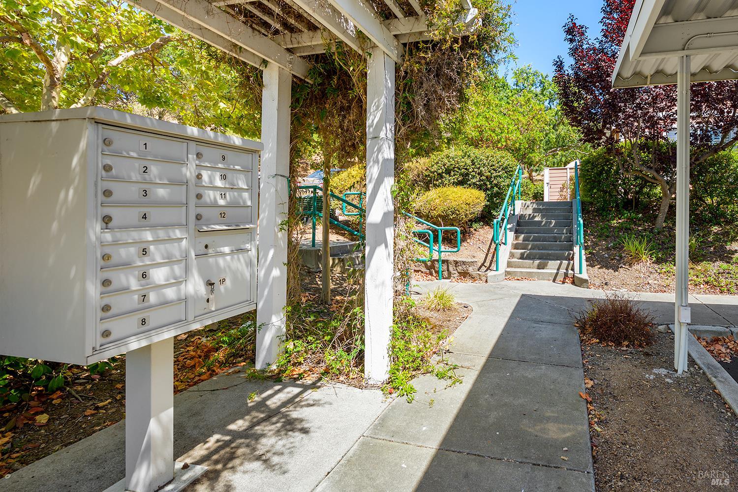 548 Bolling Circle Novato CA 94949