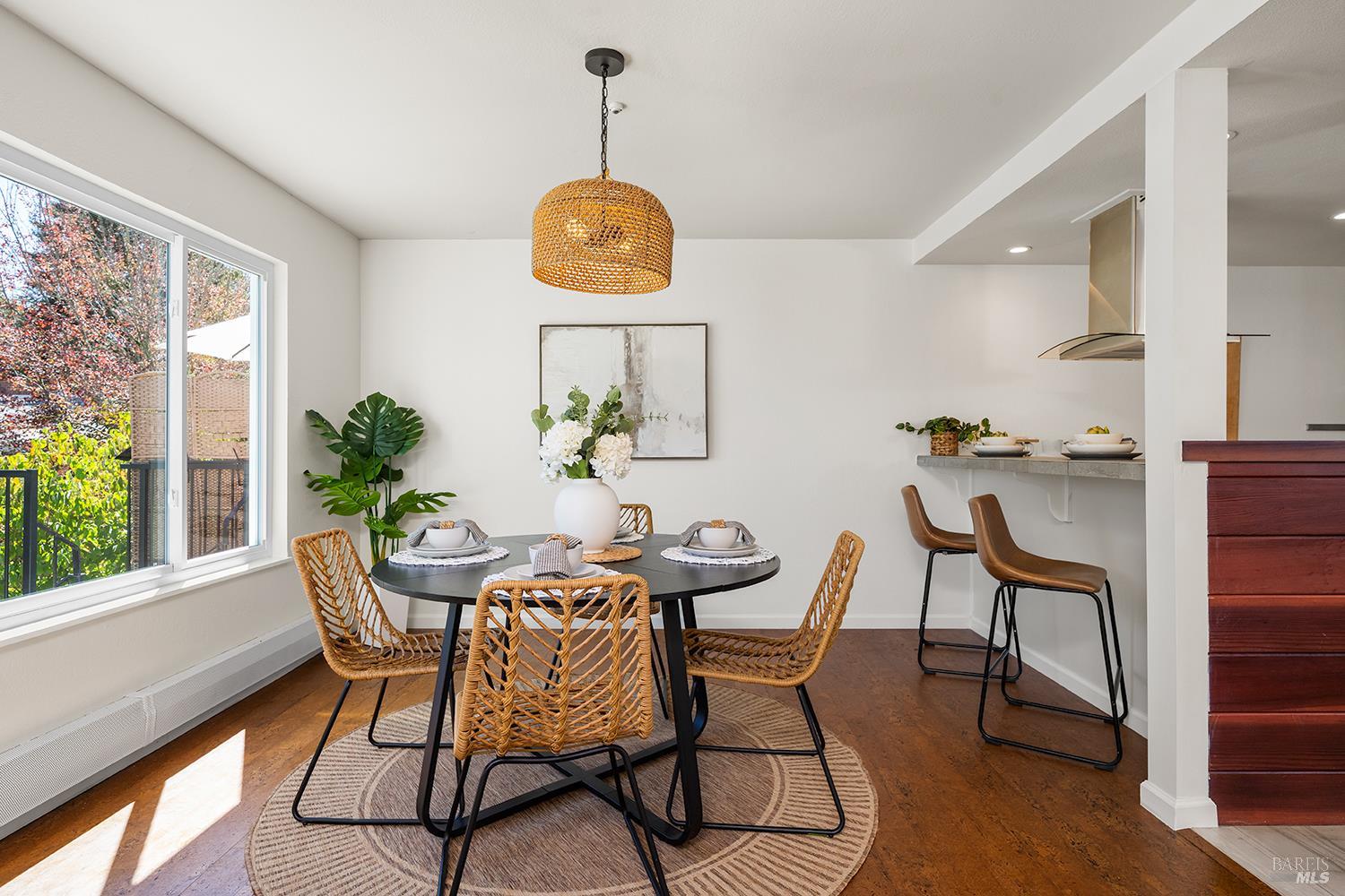 7771 Healdsburg Avenue Sebastopol CA 95472