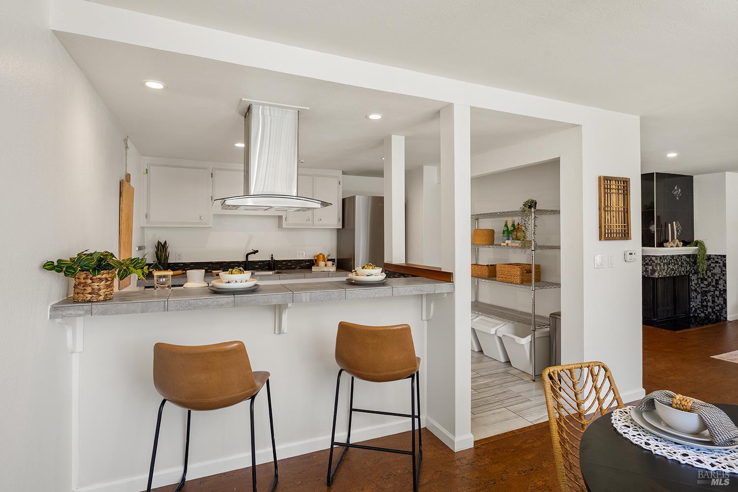 7771 Healdsburg Avenue Sebastopol CA 95472
