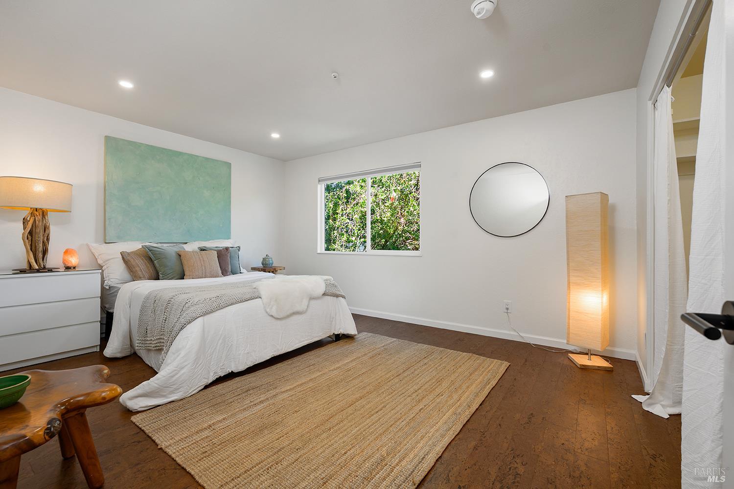 7771 Healdsburg Avenue Sebastopol CA 95472