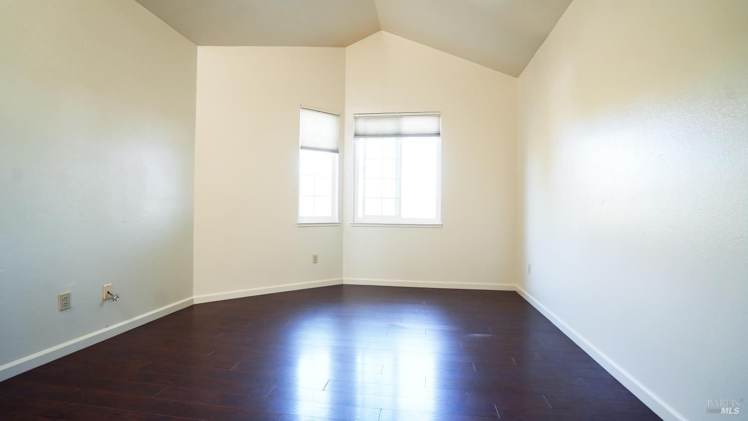 9 Manchester Lane Fairfield CA 94533