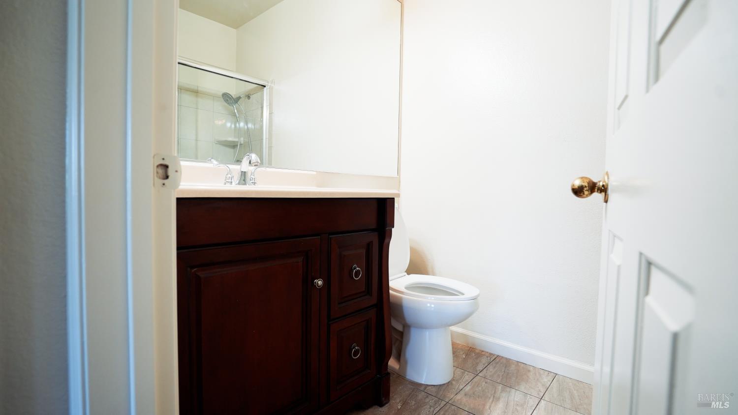 9 Manchester Lane Fairfield CA 94533