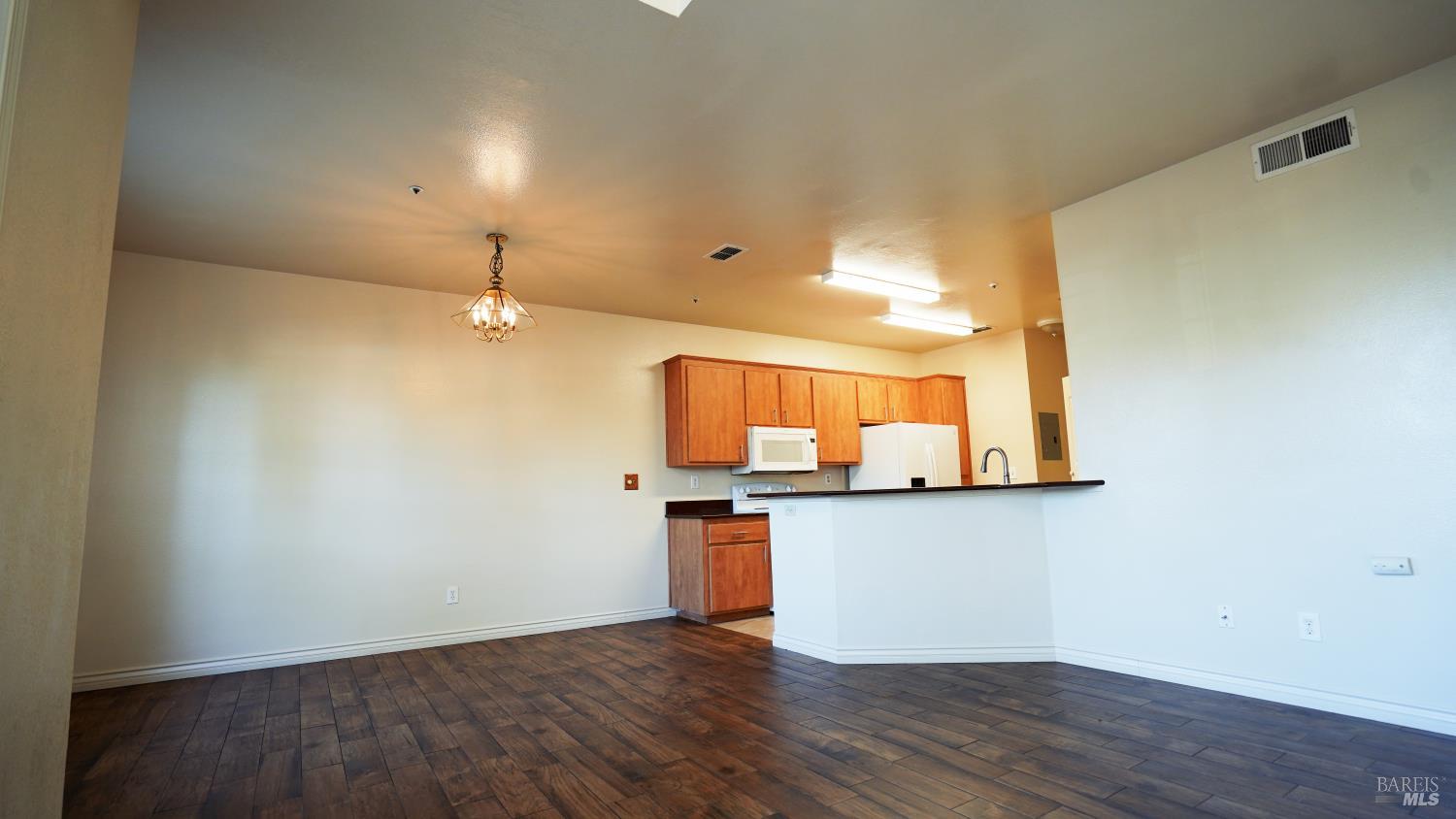 9 Manchester Lane Fairfield CA 94533