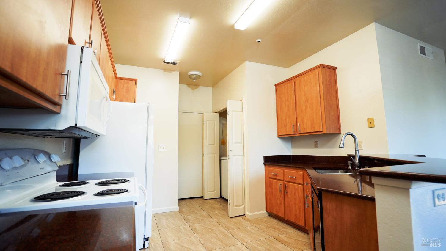 9 Manchester Lane Fairfield CA 94533