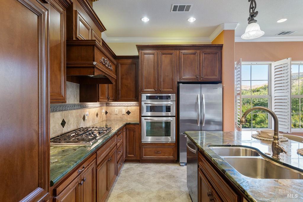 1135 Symphony Way Vallejo CA 94591