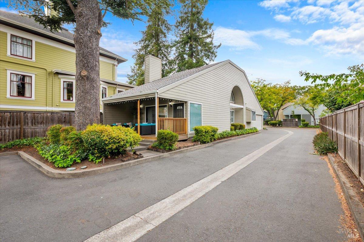 429 Carrillo Street Santa Rosa CA 95401