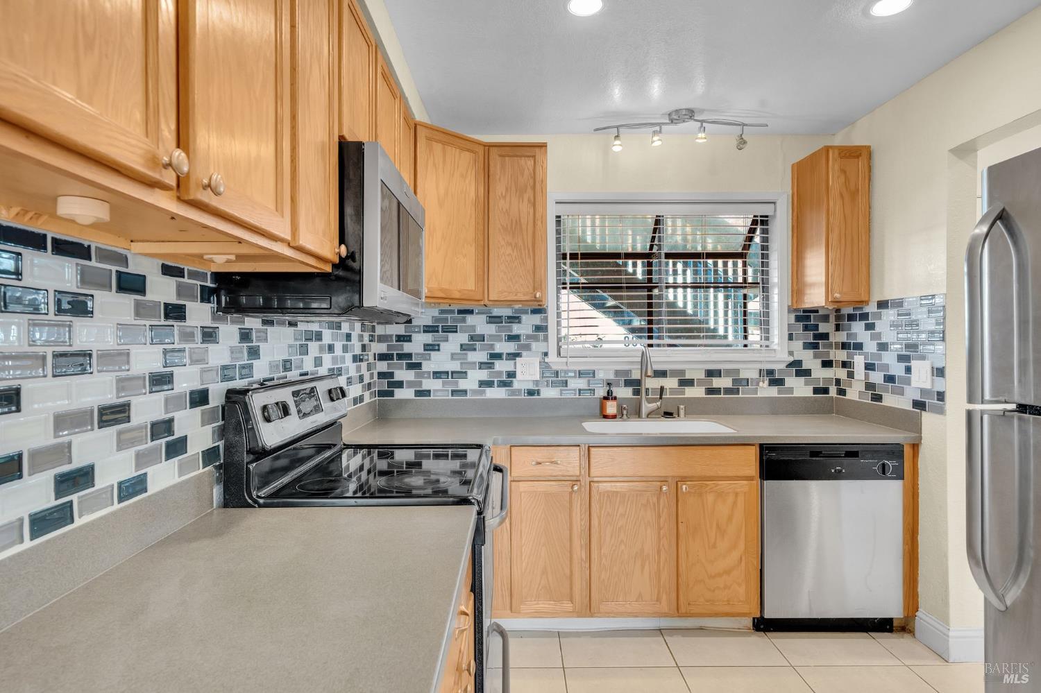 900 Southampton Road Benicia CA 94510