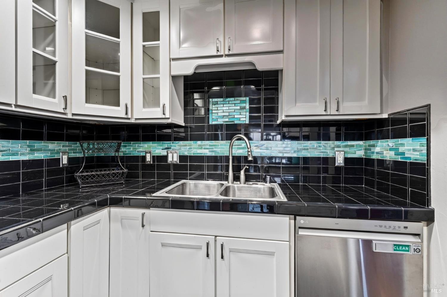1370 Townview Avenue Santa Rosa CA 95405