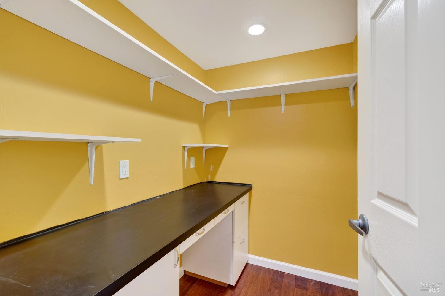 1370 Townview Avenue Santa Rosa CA 95405