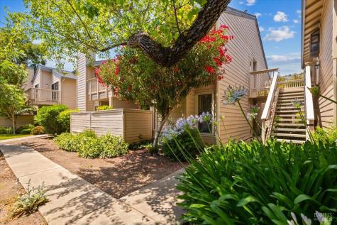 411 Mission Boulevard Santa Rosa CA 95409