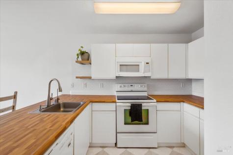 411 Mission Boulevard Santa Rosa CA 95409