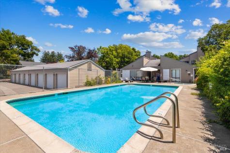 411 Mission Boulevard Santa Rosa CA 95409
