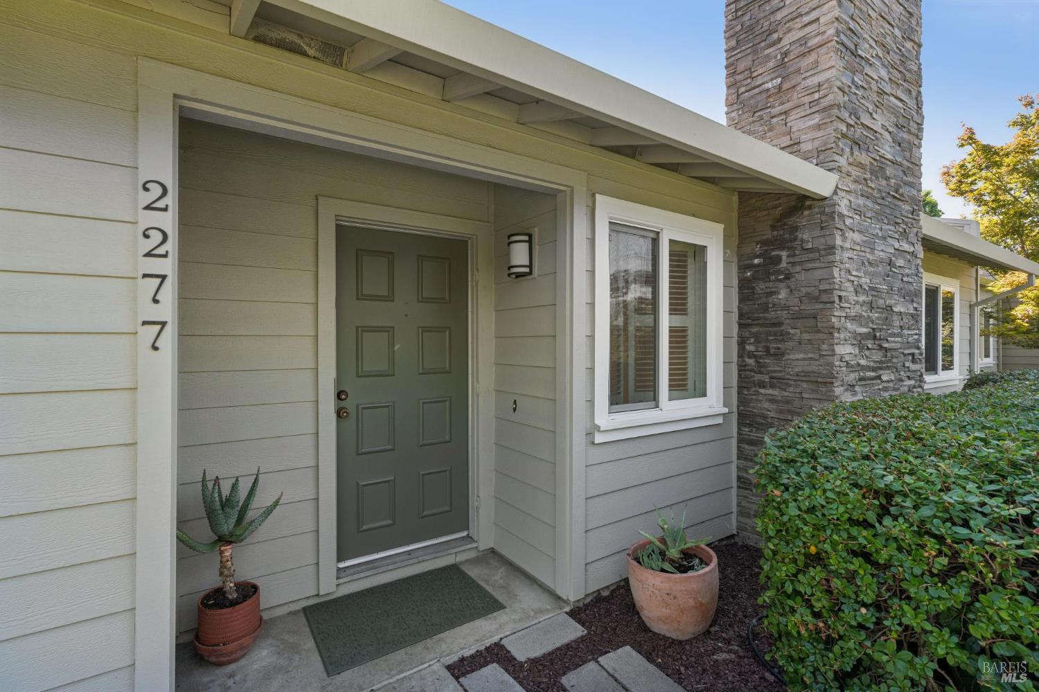 2277 NE Knolls Drive Santa Rosa CA 95405