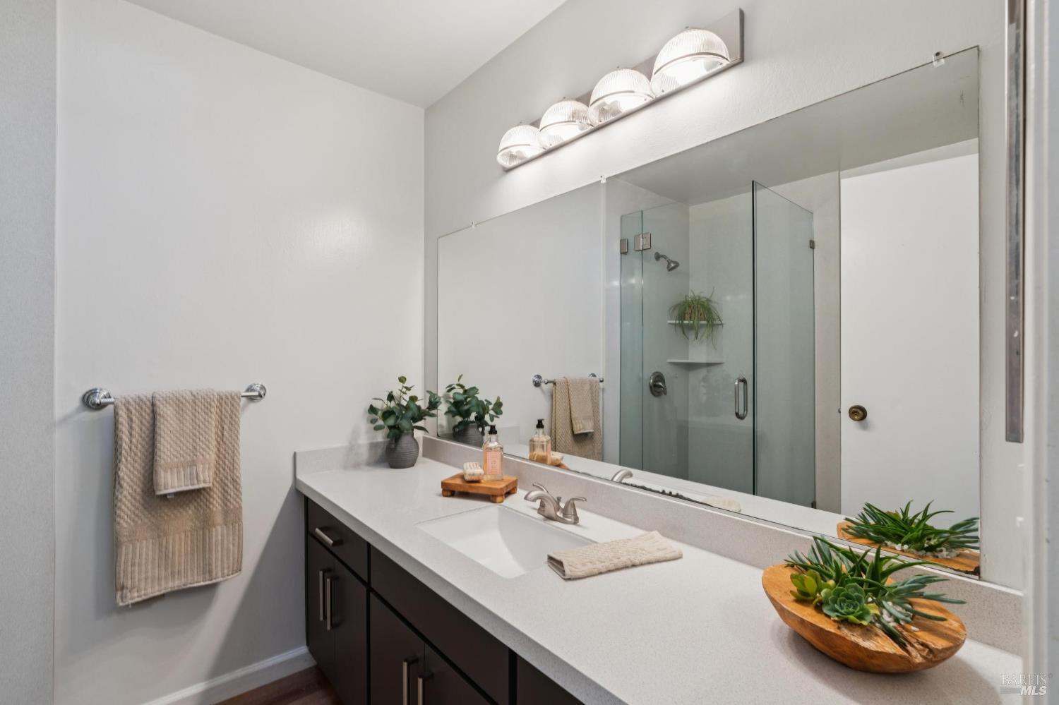 2277 NE Knolls Drive Santa Rosa CA 95405