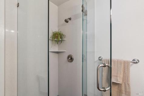 2277 NE Knolls Drive Santa Rosa CA 95405