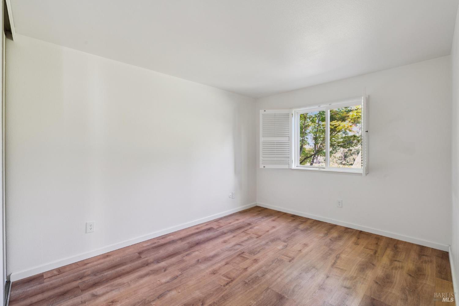 2277 NE Knolls Drive Santa Rosa CA 95405