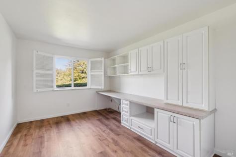 2277 NE Knolls Drive Santa Rosa CA 95405