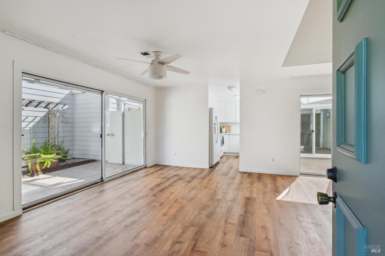 2277 NE Knolls Drive Santa Rosa CA 95405