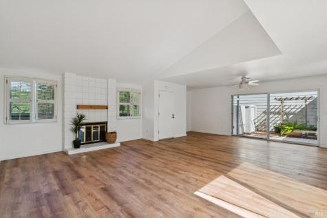 2277 NE Knolls Drive Santa Rosa CA 95405