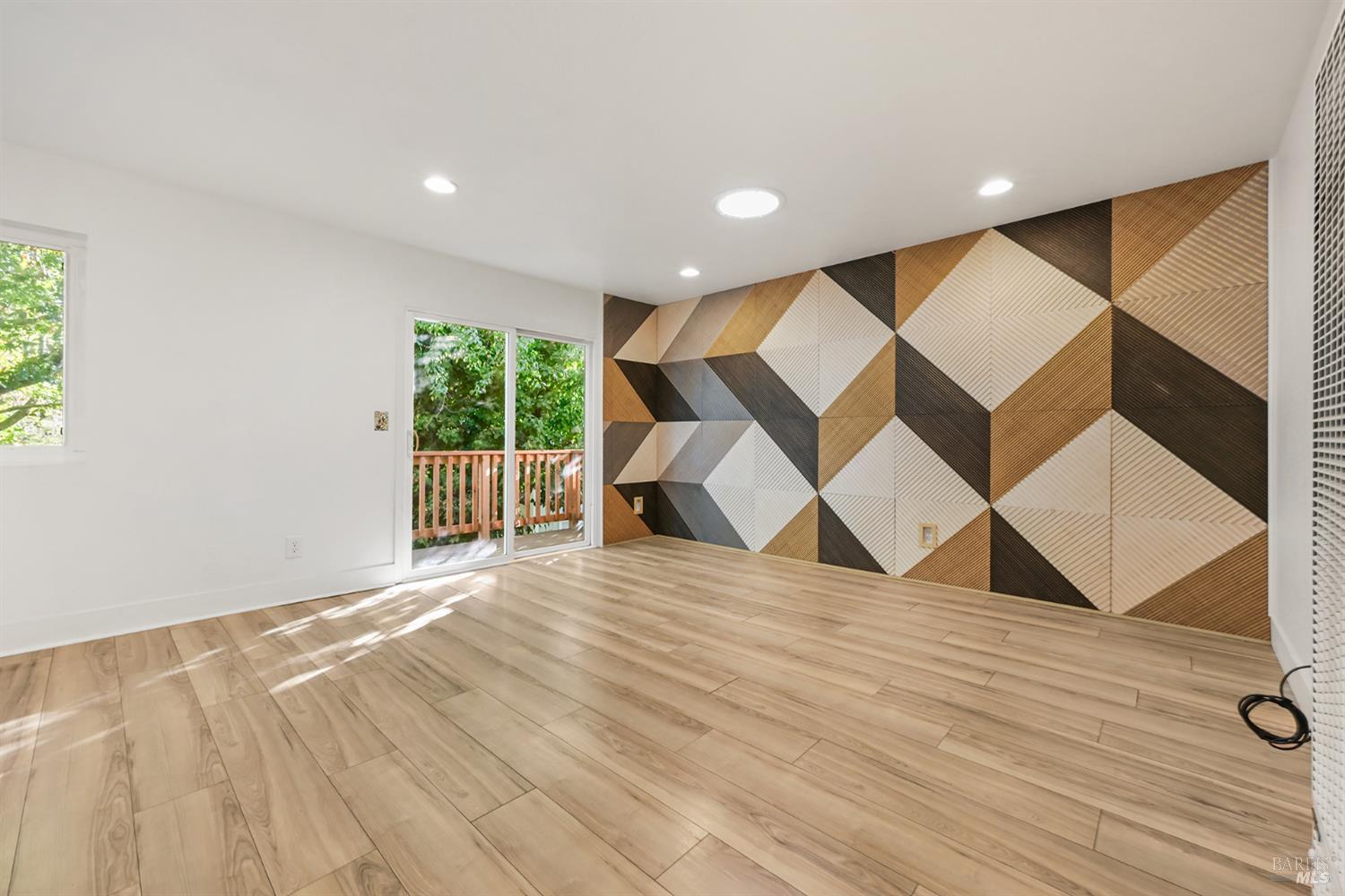 147 Acorn Drive Petaluma CA 94952