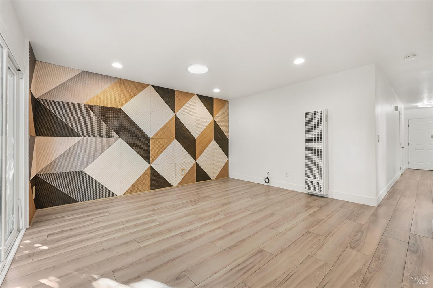 147 Acorn Drive Petaluma CA 94952