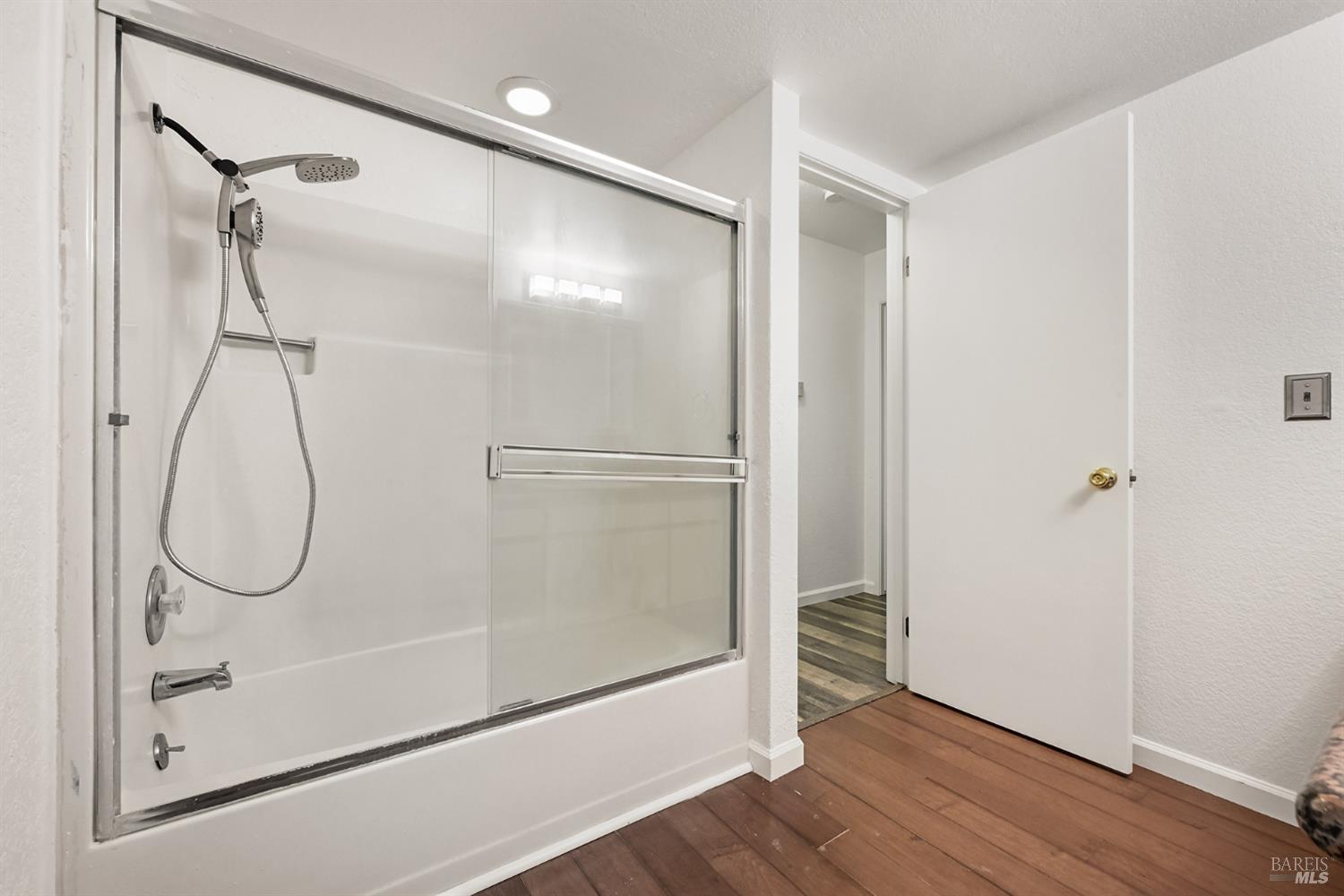 147 Acorn Drive Petaluma CA 94952