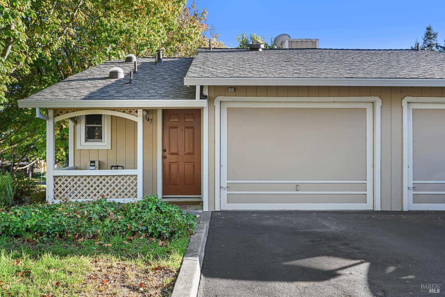 147 Acorn Drive Petaluma CA 94952