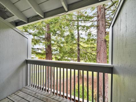 712 Racquet Club Circle Rohnert Park CA 94928