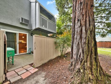 712 Racquet Club Circle Rohnert Park CA 94928
