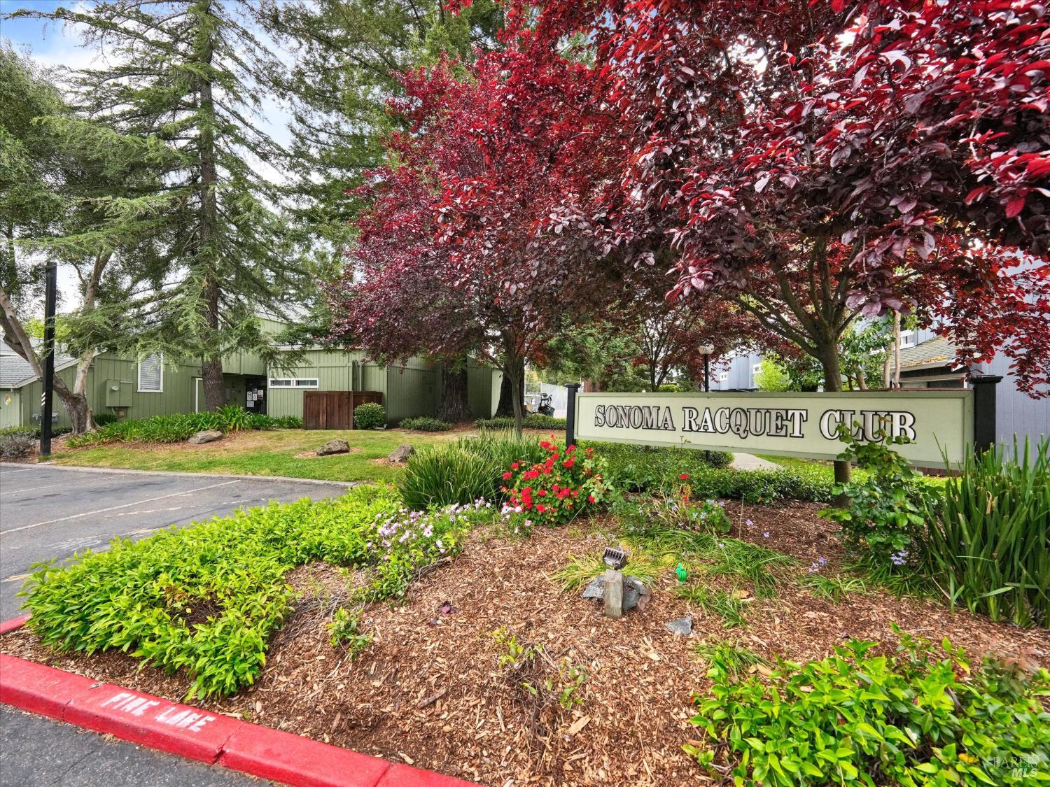 712 Racquet Club Circle Rohnert Park CA 94928