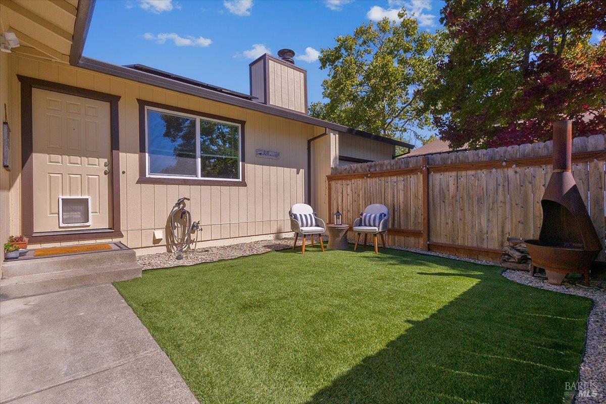 751 Agnew Place Santa Rosa CA 95401